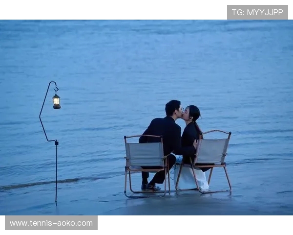 足球场上的爱情传说 球星婚纱照定格幸福瞬间